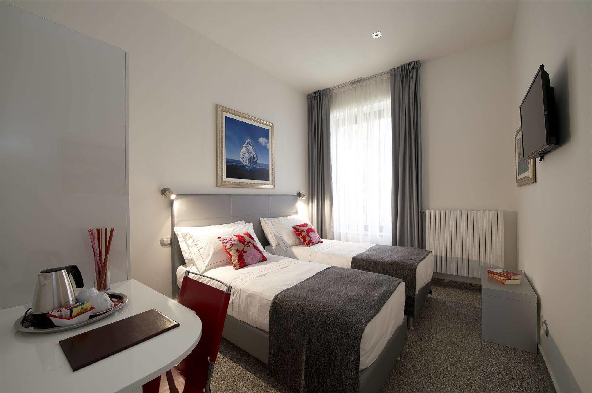 Monza City Rooms & Studios Ngoại thất bức ảnh