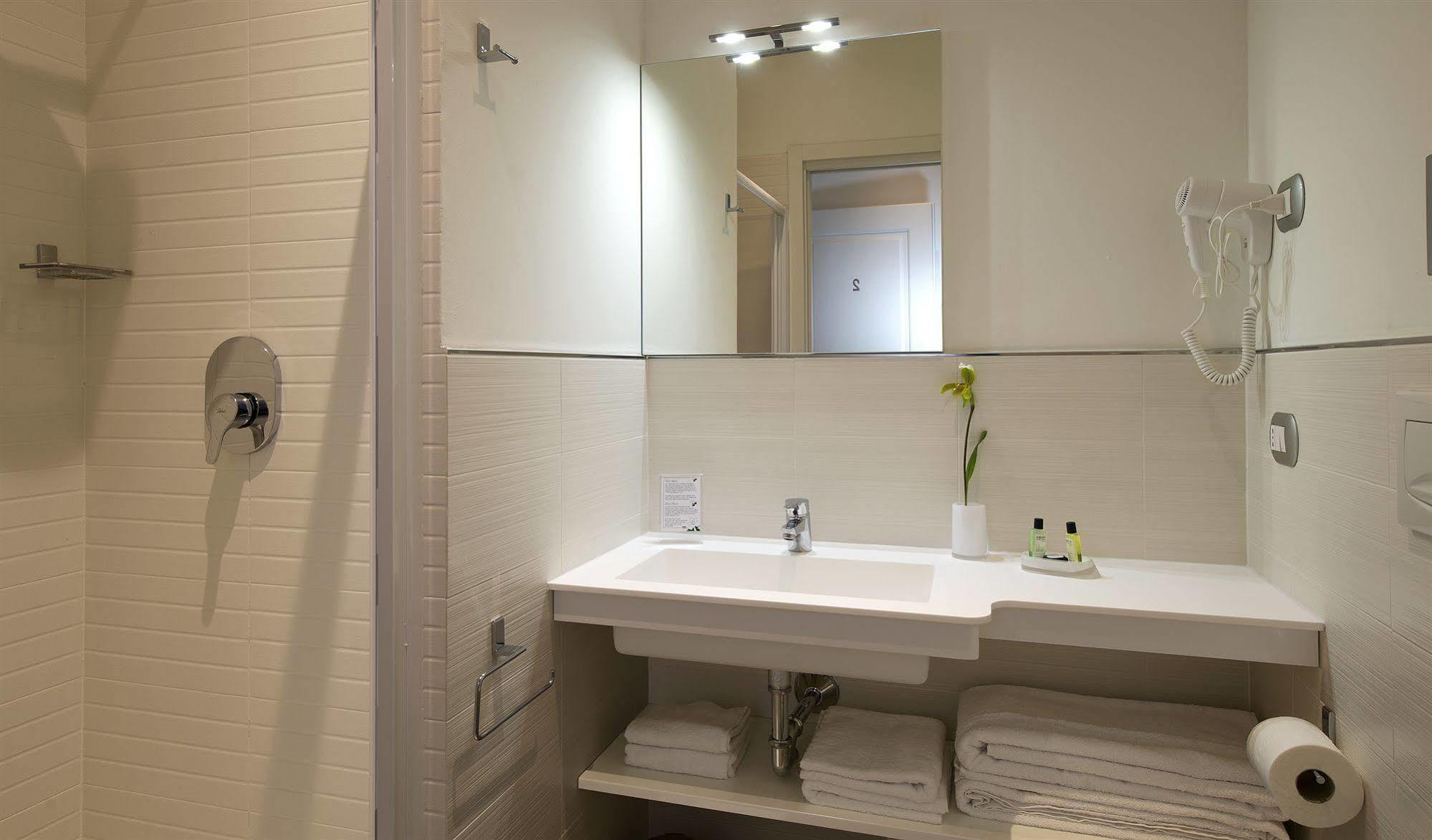Monza City Rooms & Studios Ngoại thất bức ảnh