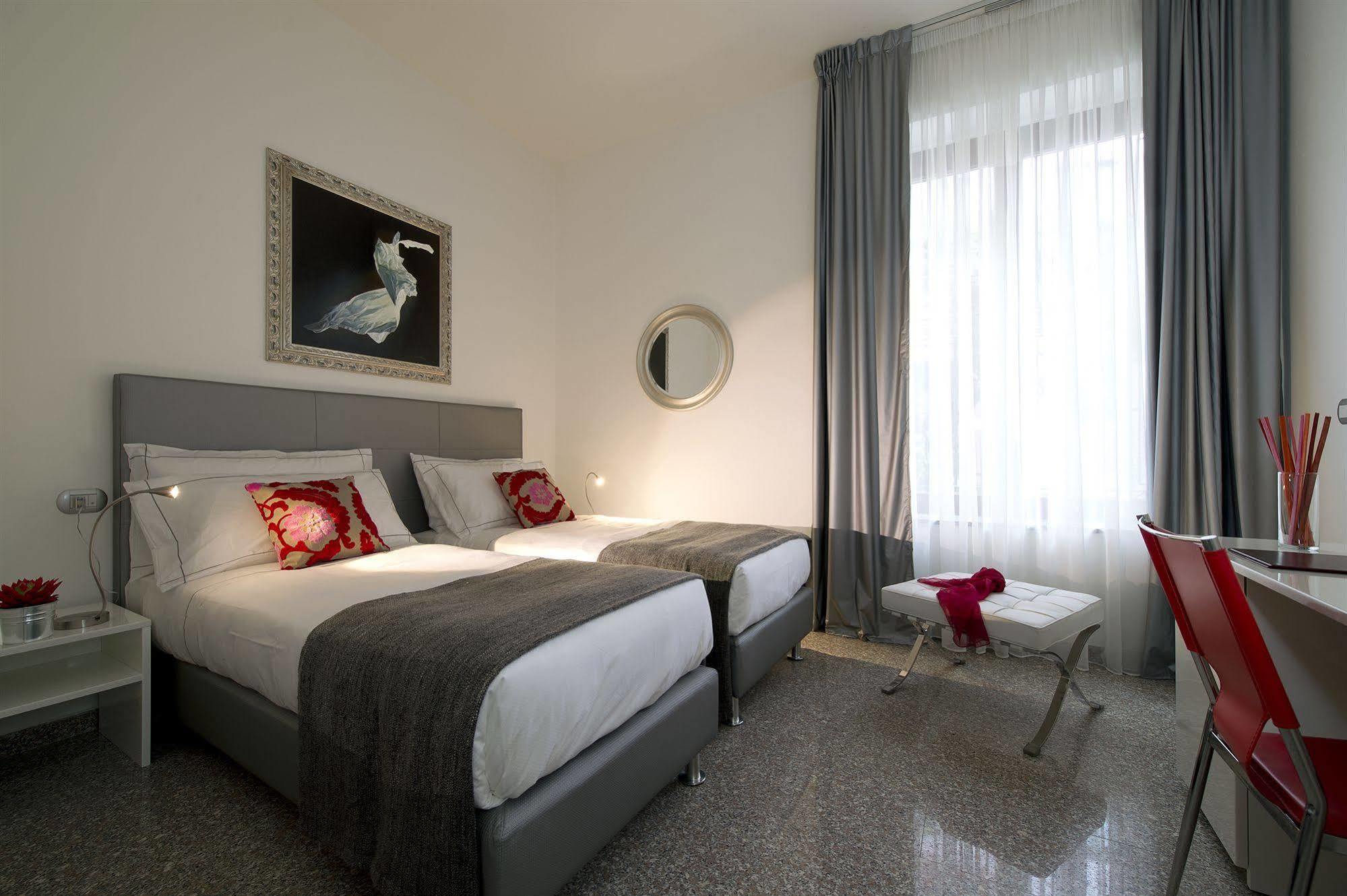 Monza City Rooms & Studios Ngoại thất bức ảnh
